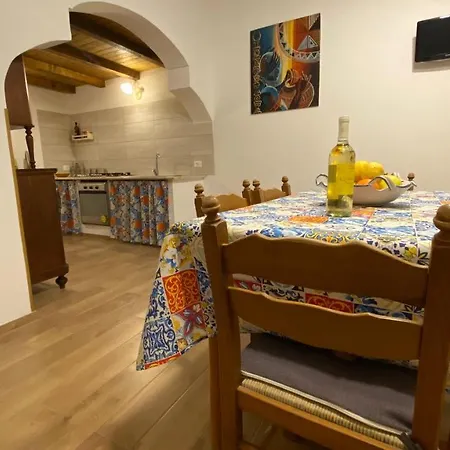 Pietro * كاستيلاّماري ديل غو