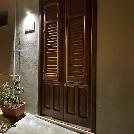 Pietro * كاستيلاّماري ديل غو